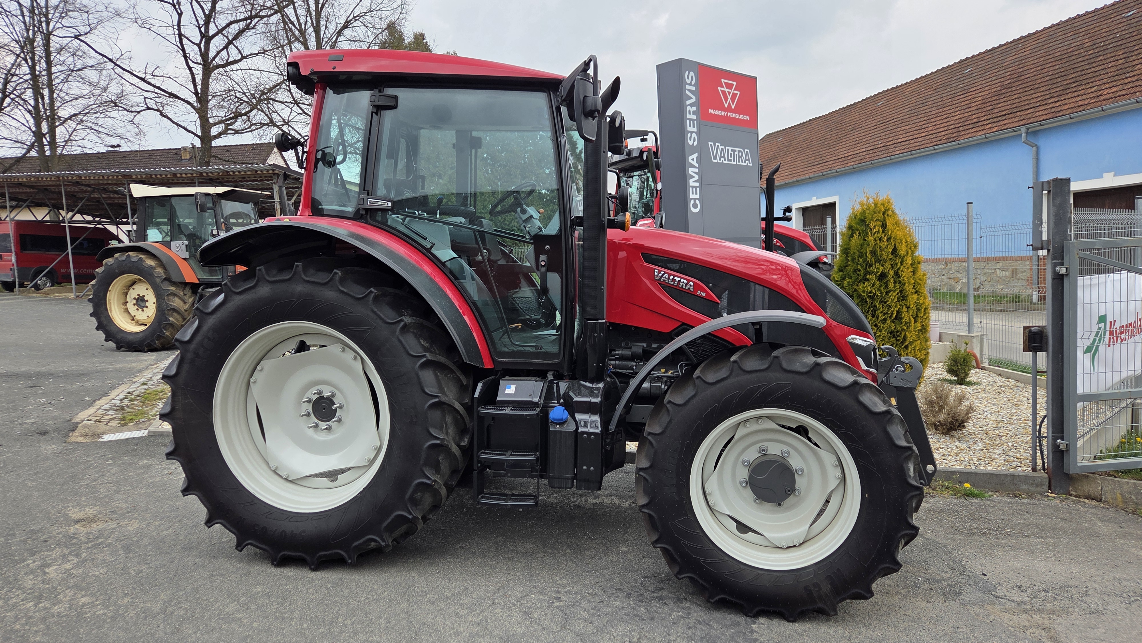 VALTRA A115