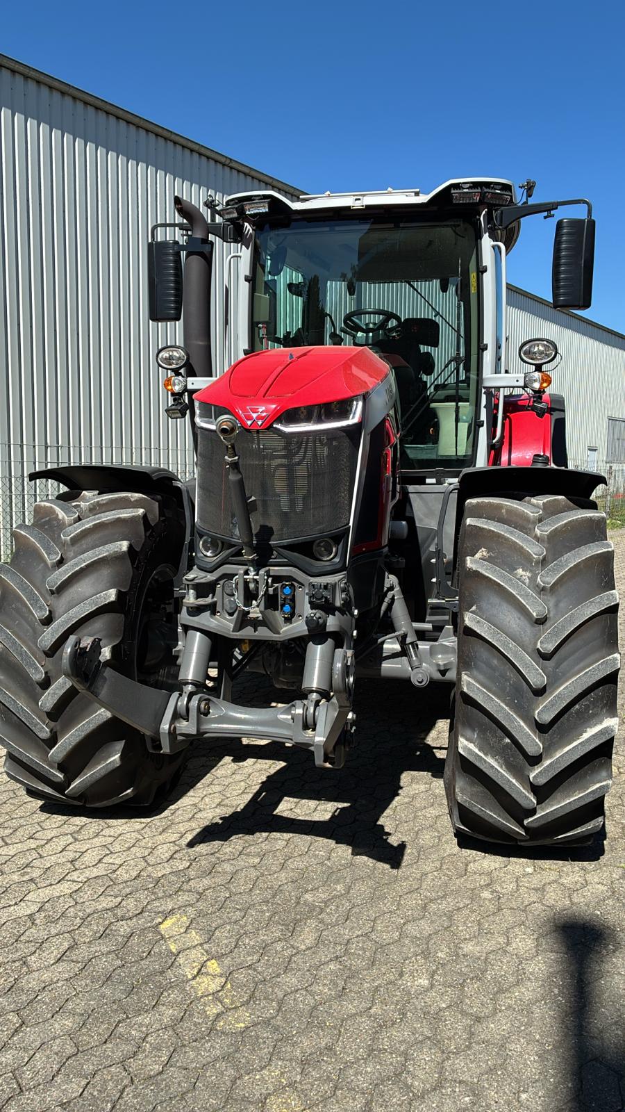 MASSEY FERGUSON 8S.305 DYNA-VT EXCLUSIVE